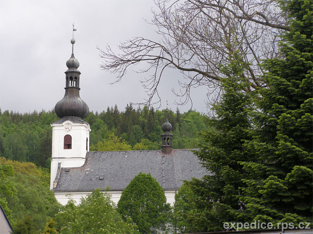 foto Kostel sv. Jana Nepomuckho - Karlovice (kostel)