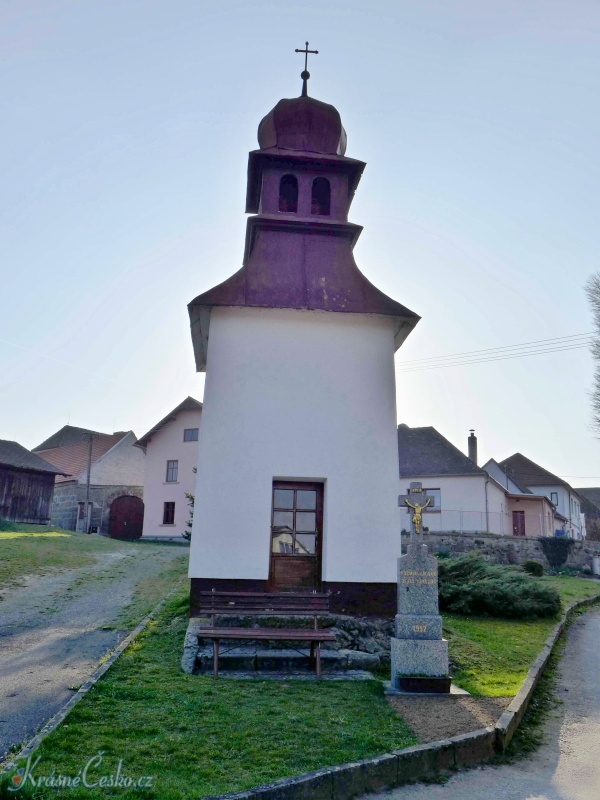 foto Kaplika Jana Nepomuckho - Kamenn (kaple)