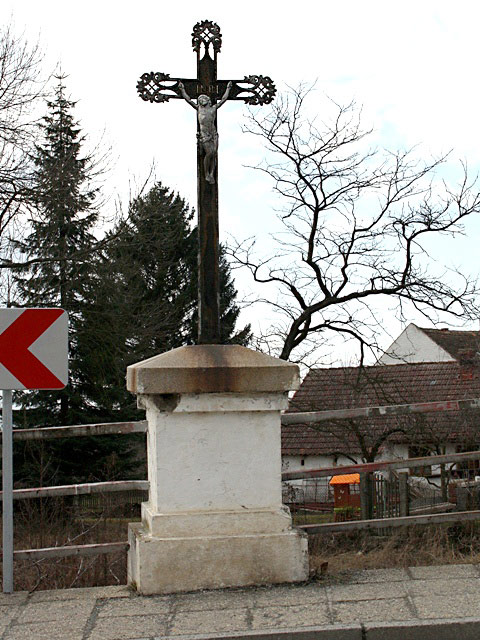 foto Kříž na mostě - Spálené Poříčí (kříž)