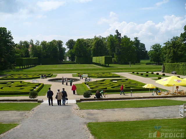 foto Zmeck zahrada - Jaromice nad Rokytnou (zahrada) 