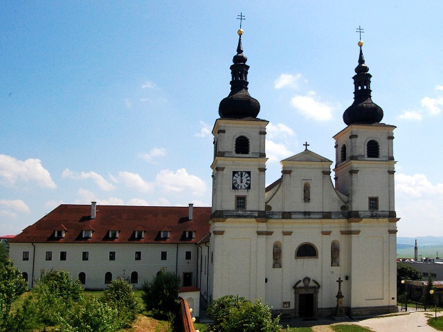 foto Dominiknsk klter a kostel - Uhersk  Brod (klter, kostel)