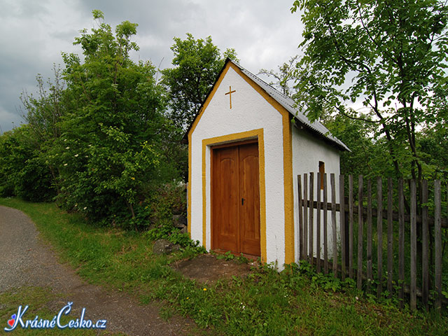 foto Kaplika u kostela - Dlouhomilov (kaplika)