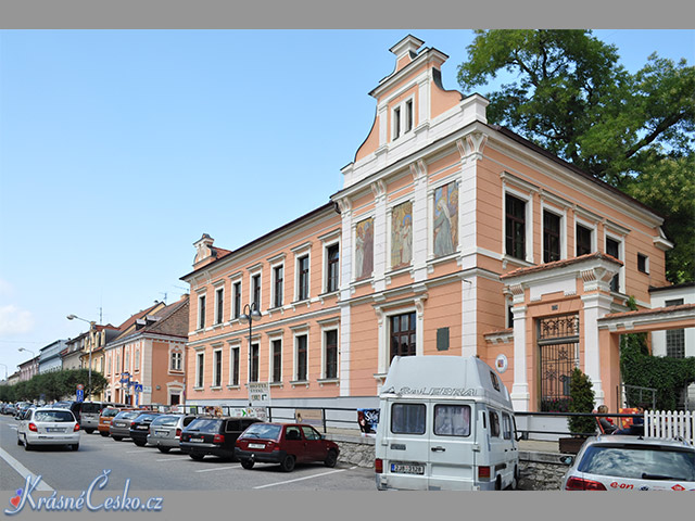 foto Radnice - Hlubok nad Vltavou (historick budova)