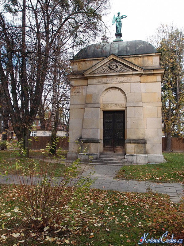 foto Hrobka rodiny Wetekampovy - Hlun (hrobka)