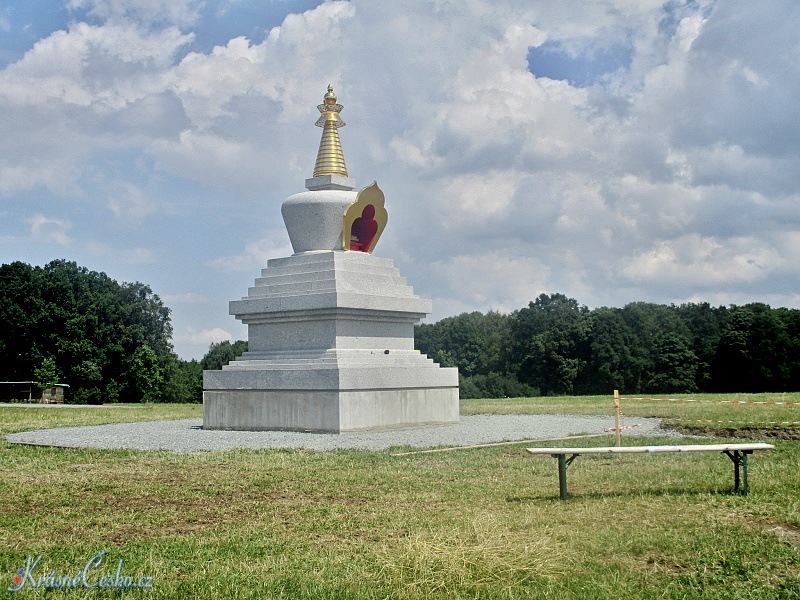 foto Buddhistick stpa - Splen Po (zajmavost)