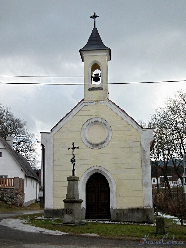 foto Kaplika Nejsvtj Trojice - kvoetice (kaple)