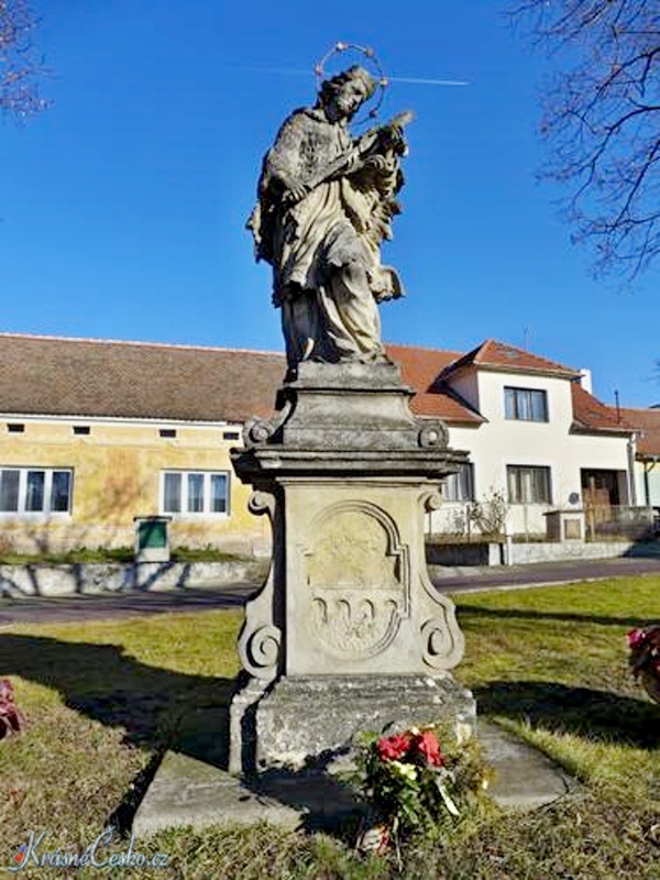foto Socha sv. Jana Nepomuckho - Kuchaovice (socha)