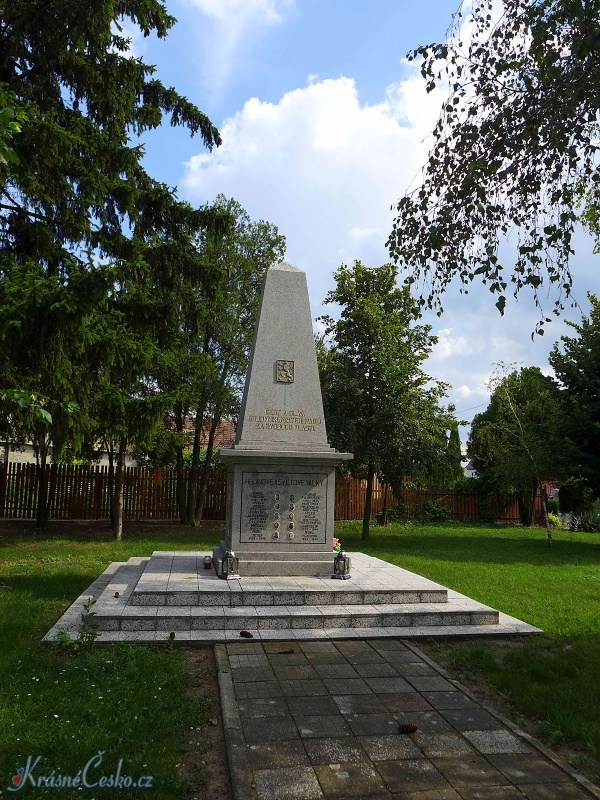 foto Pomnk Obtem 2. svtov vlky - Braniovice (pomnk)