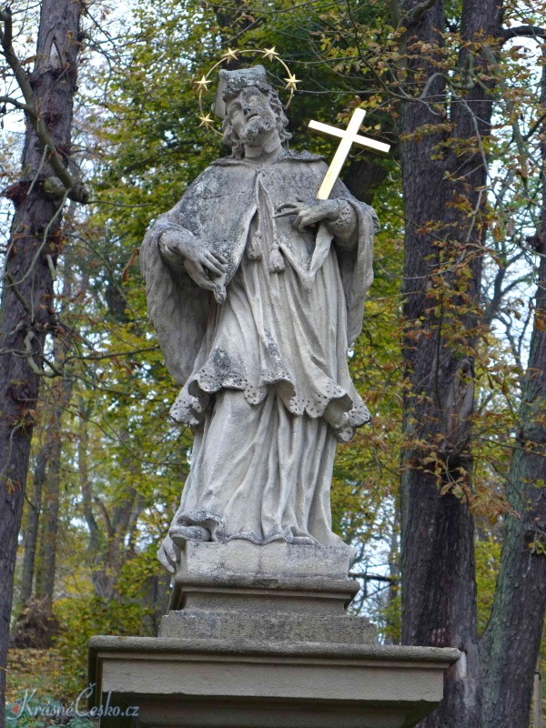 foto Socha sv. Jana Nepomuckho - Nm욝 nad Oslavou (socha)