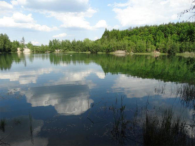 foto Lom sv. Anna - Bezina (zatopen lom, prodn koupalit)