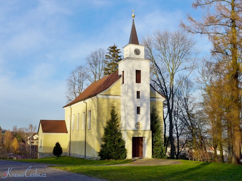 foto Kostel Nanebevzet Panny Marie - Puklice (kostel)