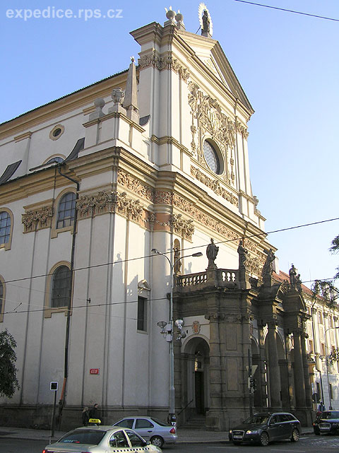 foto Kostel sv. Ignce z Loyoly - Praha 2 (kostel)
