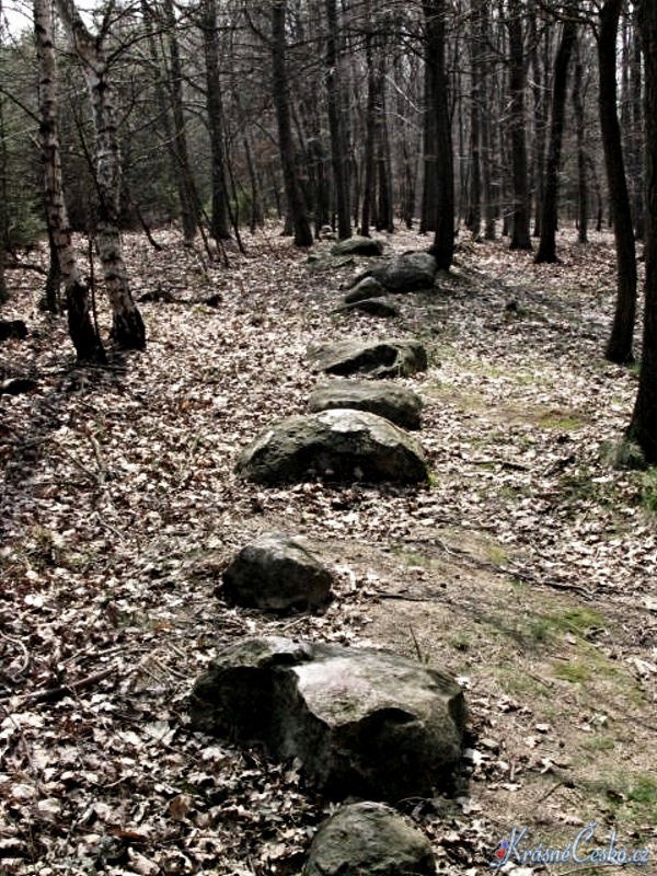 foto Kounovsk kamenn ady (zhada)